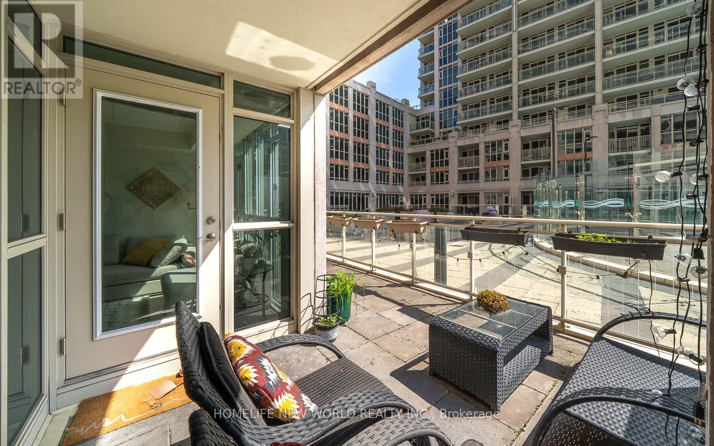Photo 23 of 302 35 Bastion Street, Toronto ON