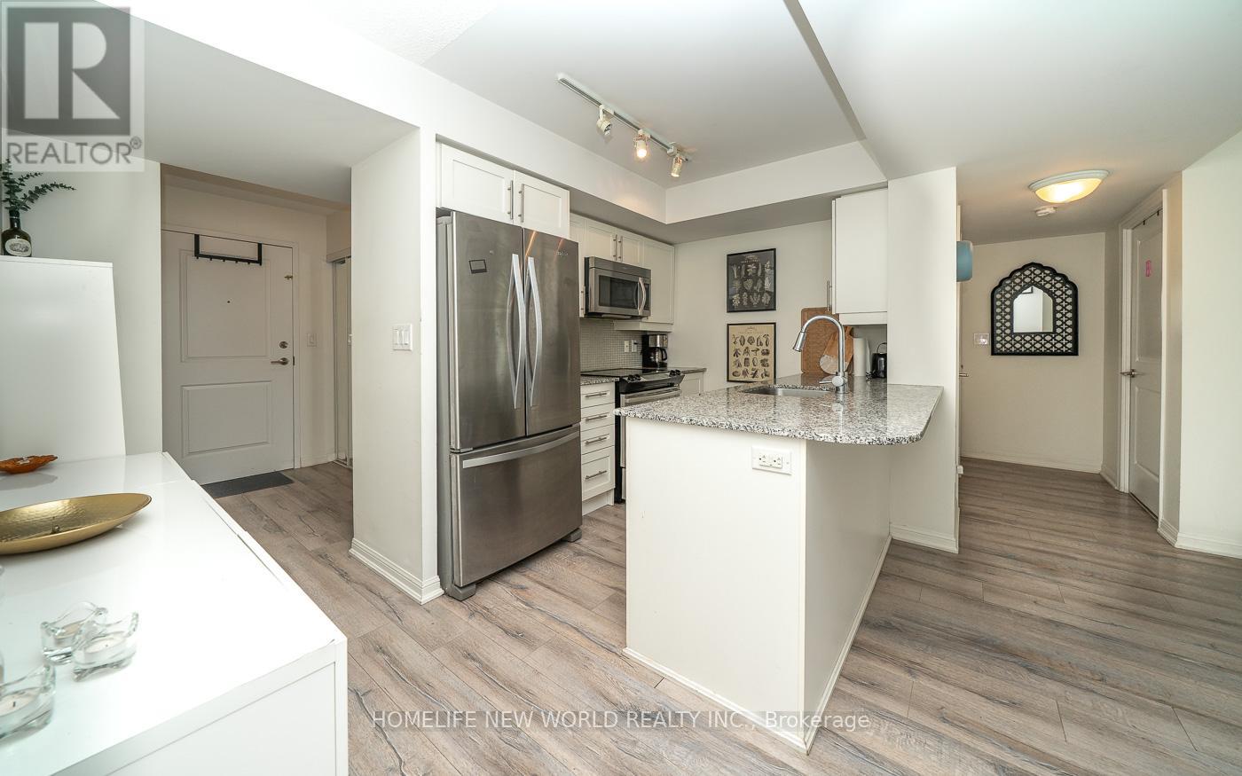 Photo 9 of 302 35 Bastion Street, Toronto ON