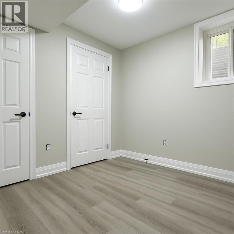 Photo 11 of 240 Purple Sage Crescent Unit Lower, Kitchener ON