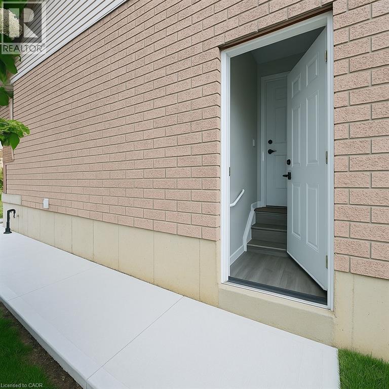 Photo 9 of 240 Purple Sage Crescent Unit Lower, Kitchener ON