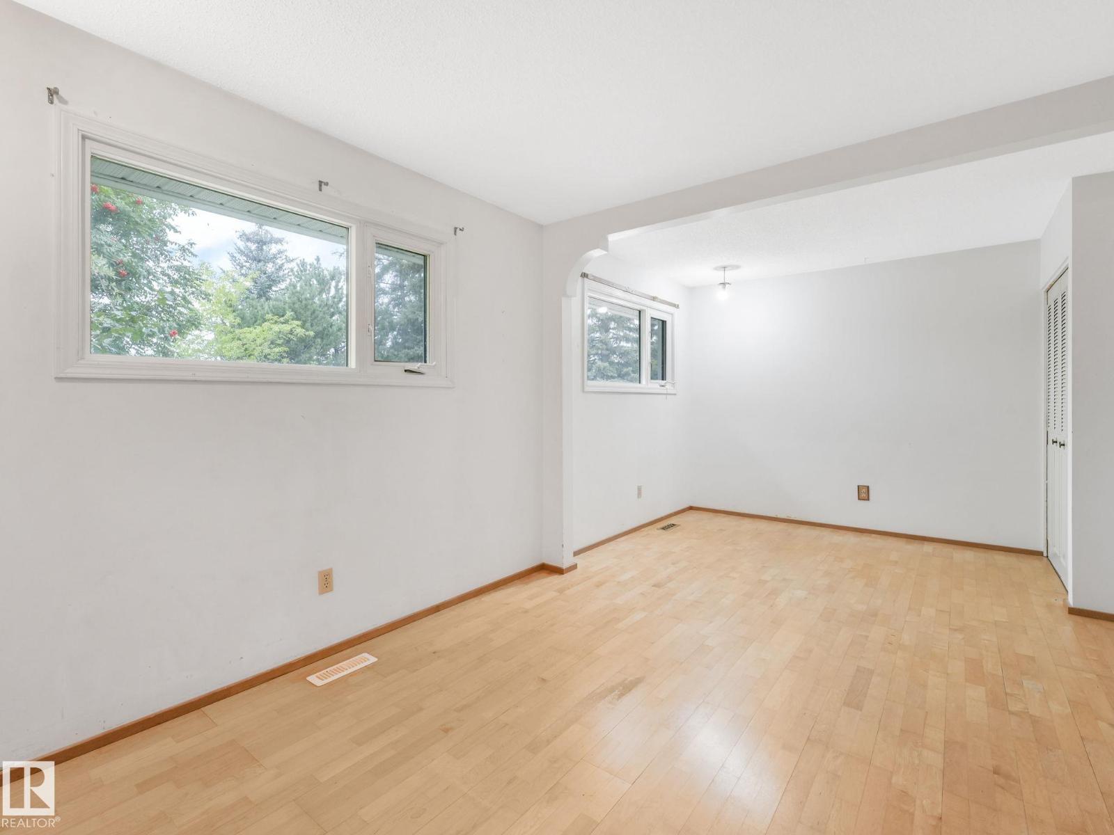 Photo 34 of 167 Larose Dr, St Albert AB