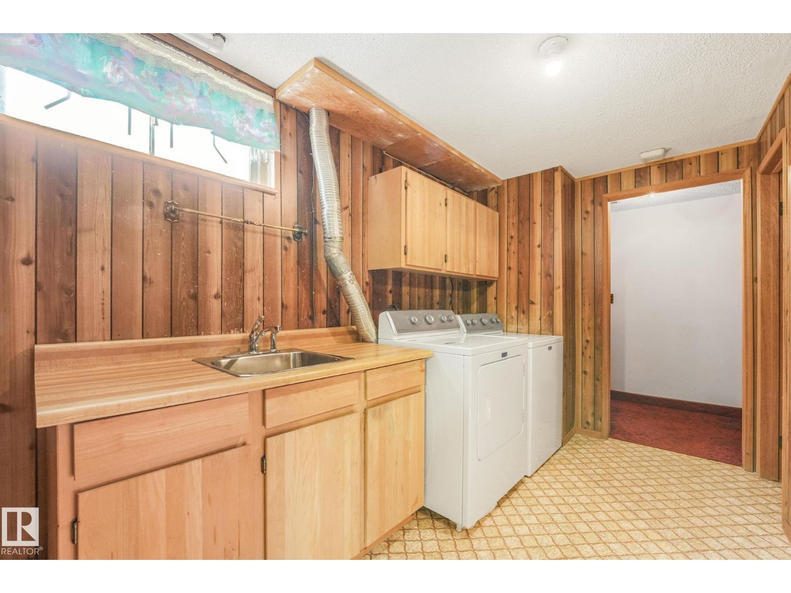 Photo 41 of 167 Larose Dr, St Albert AB