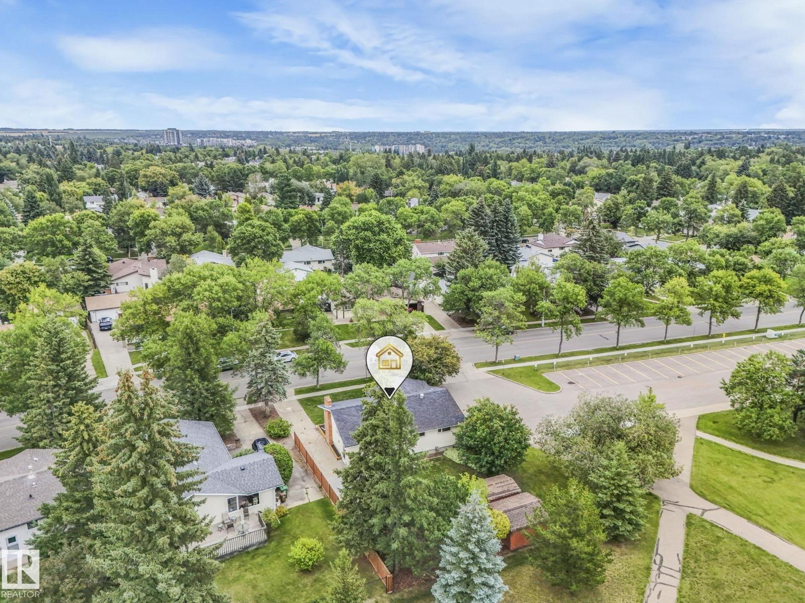 Photo 17 of 167 Larose Dr, St Albert AB