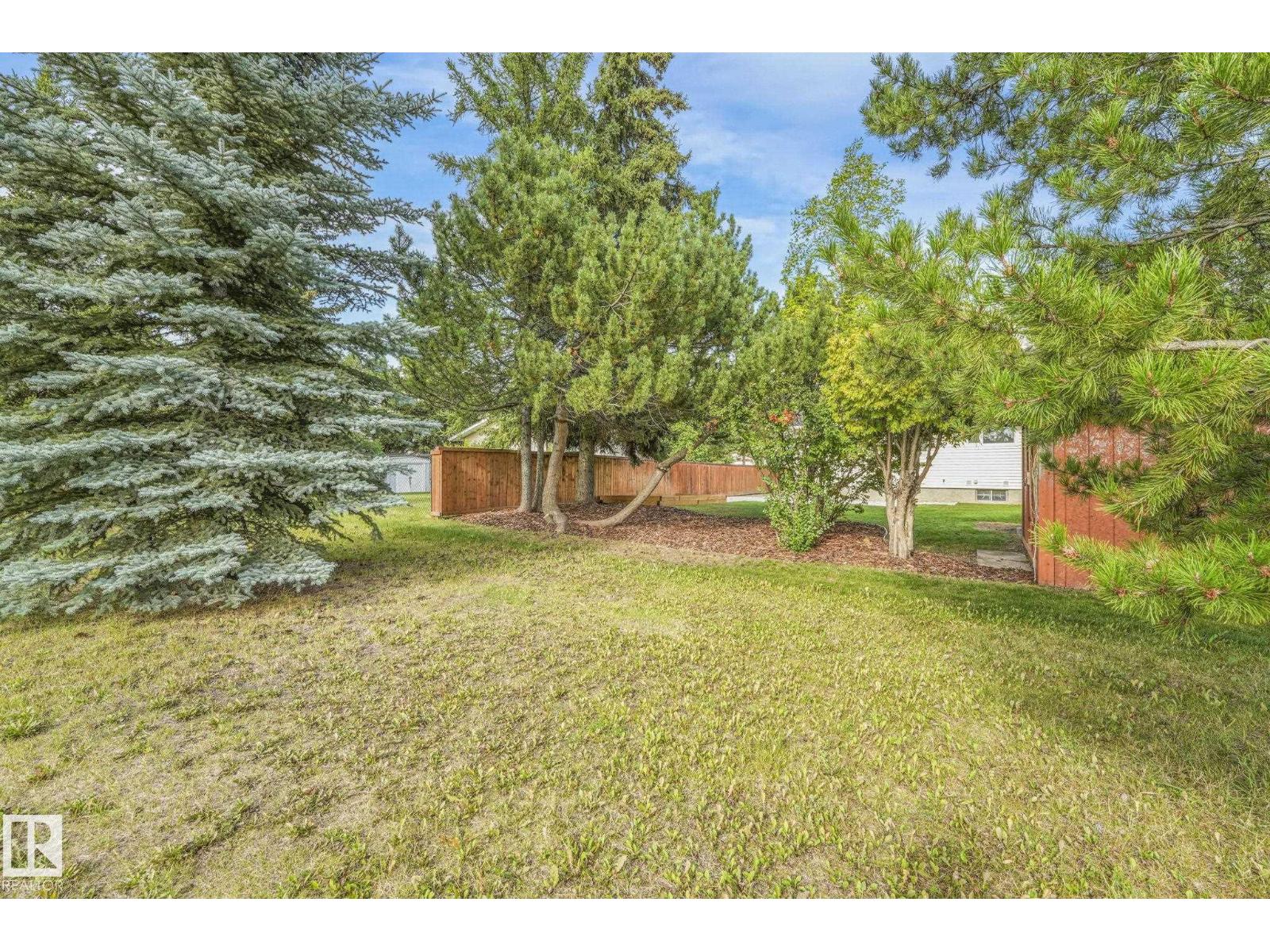 Photo 57 of 167 Larose Dr, St Albert AB