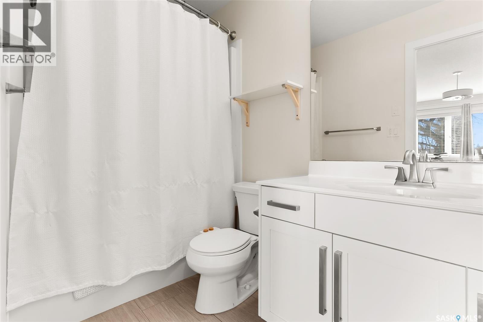 Photo 2 of 3124 Hill Avenue, Regina SK