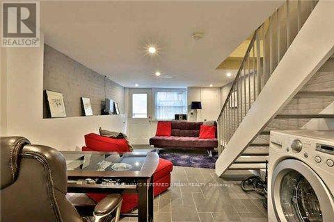Photo 10 of Main 1055 Craven Road, Toronto ON
