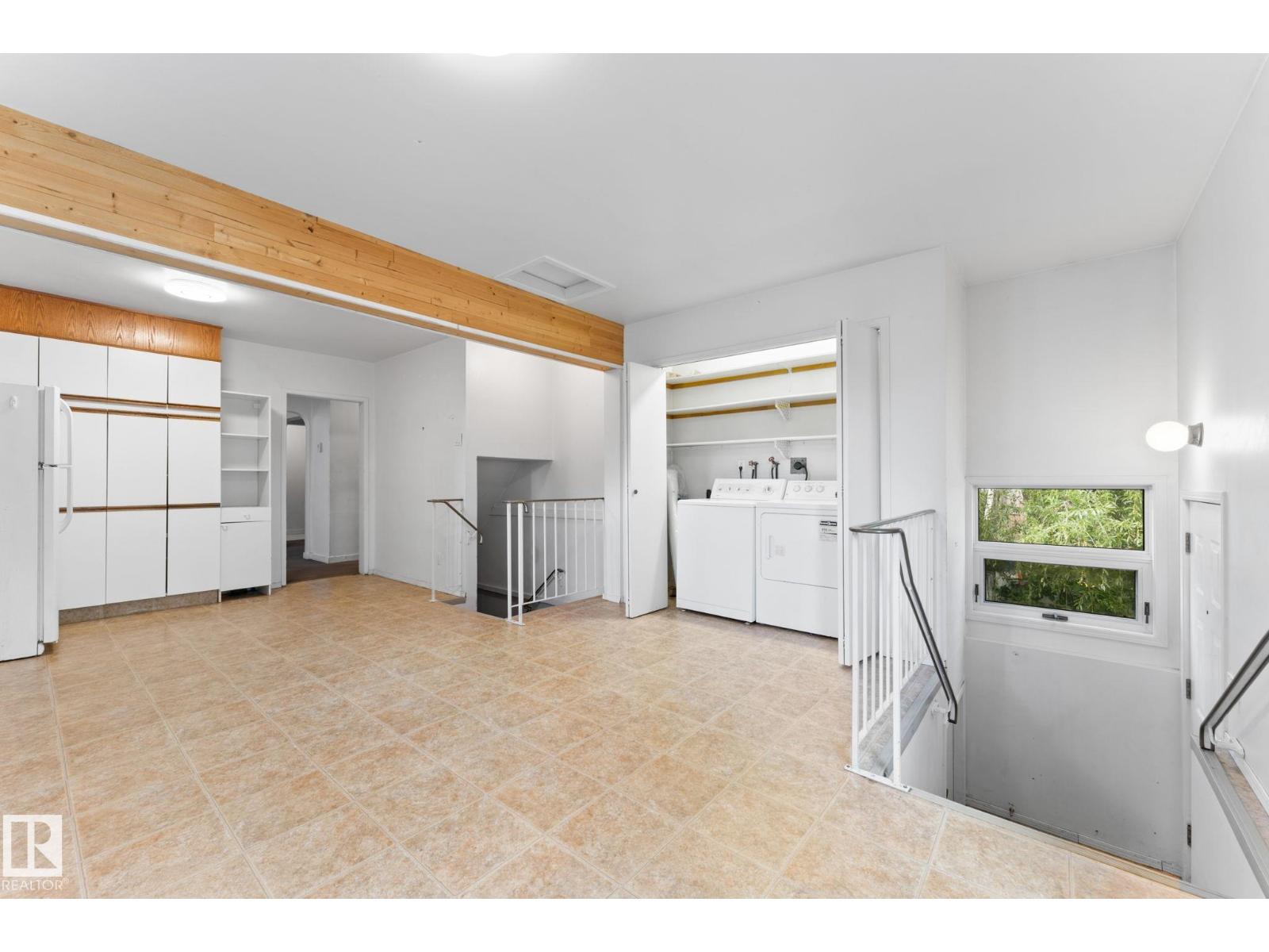 Photo 19 of 11234 71 Av Nw, Edmonton AB