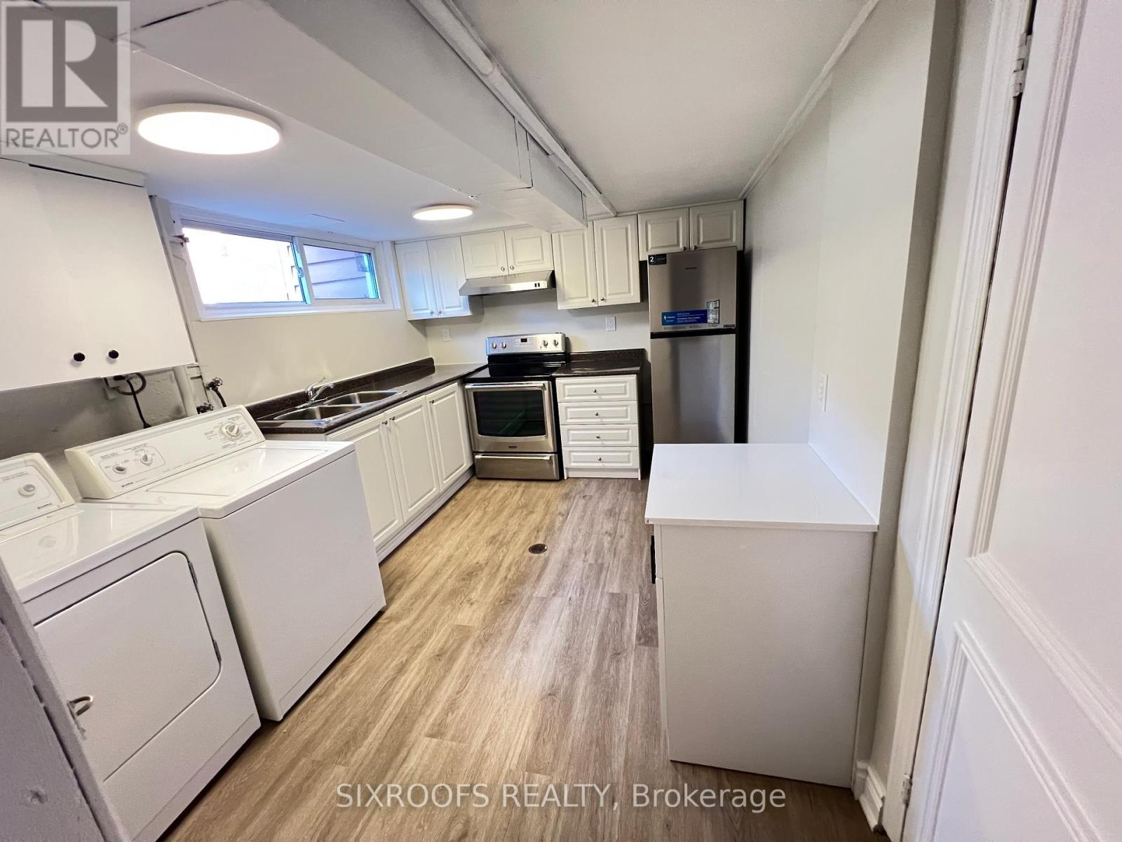 Photo 3 of Lower 60 Beacham Crescent, Toronto ON