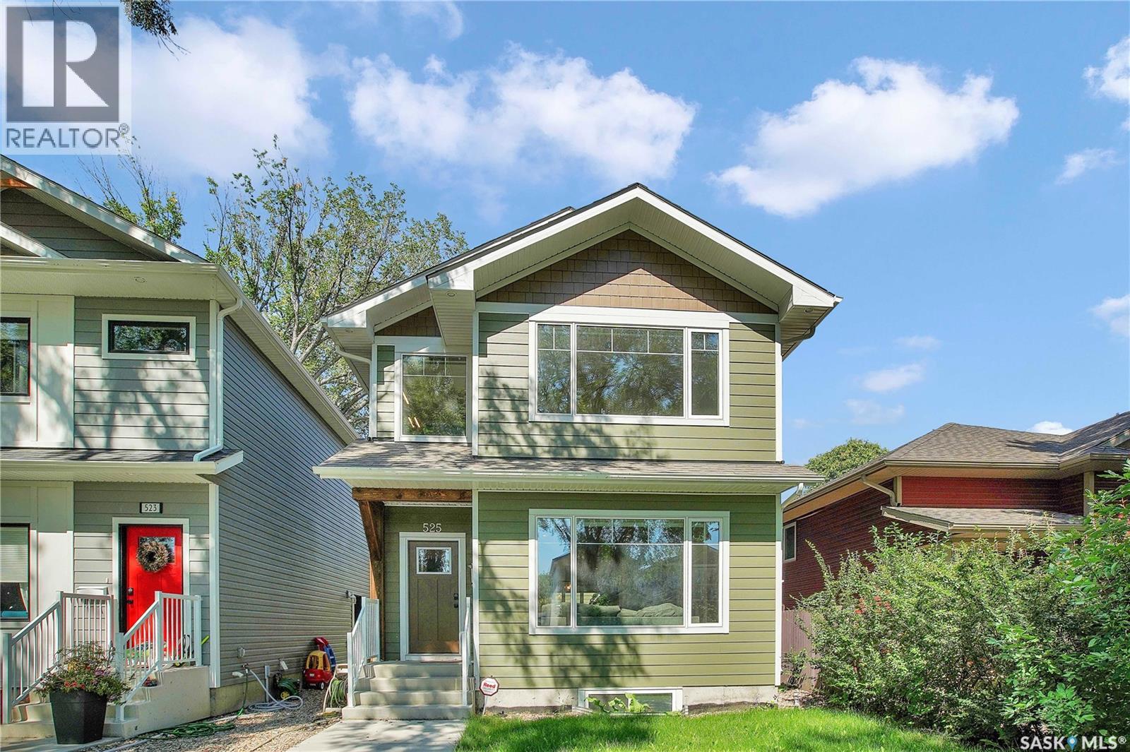 Photo 1 of 525 4th Street E, Saskatoon SK