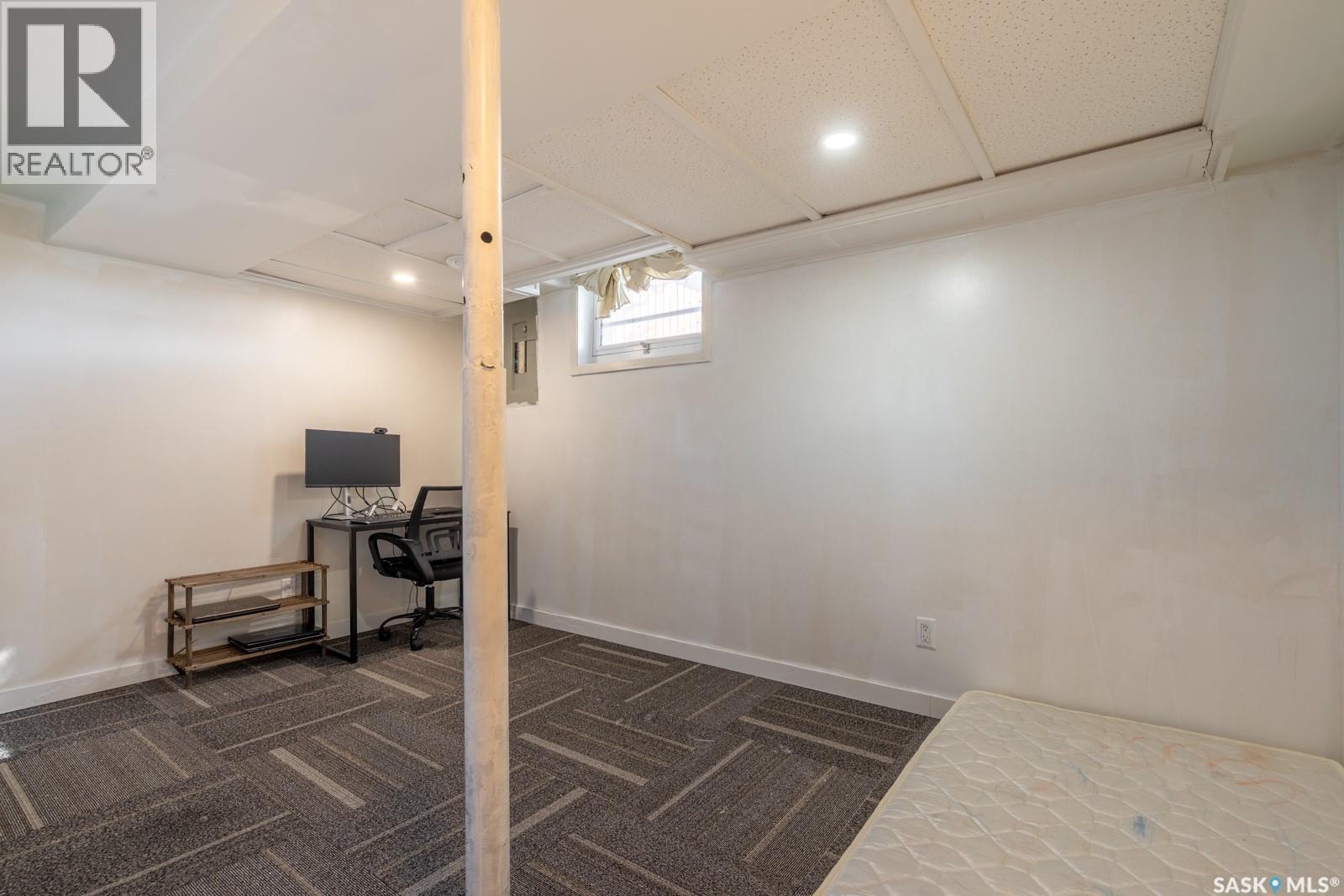 Photo 6 of 279 Angus Street, Regina SK