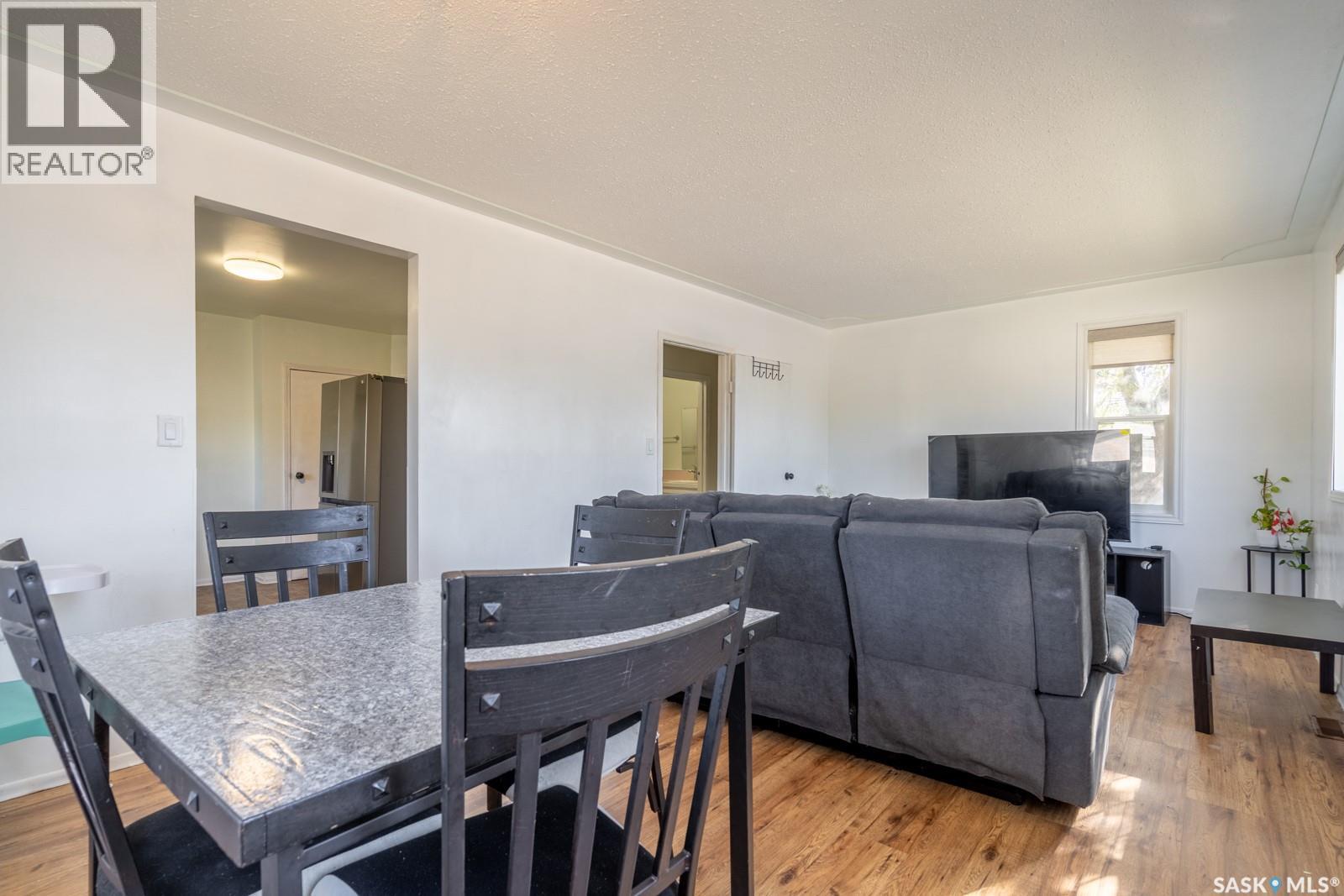 Photo 14 of 279 Angus Street, Regina SK