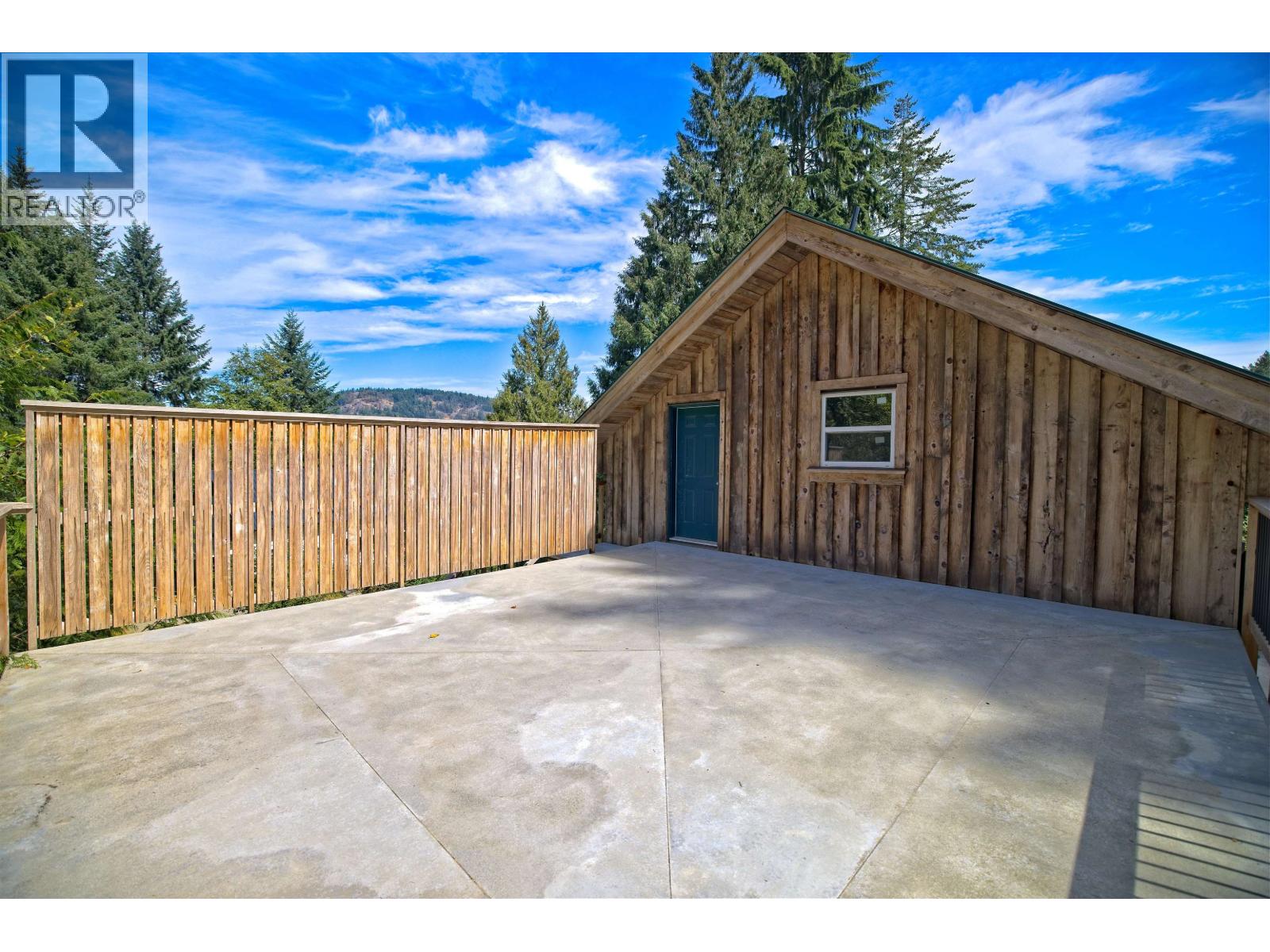 672 ISABELLA POINT ROAD, Salt Spring Island