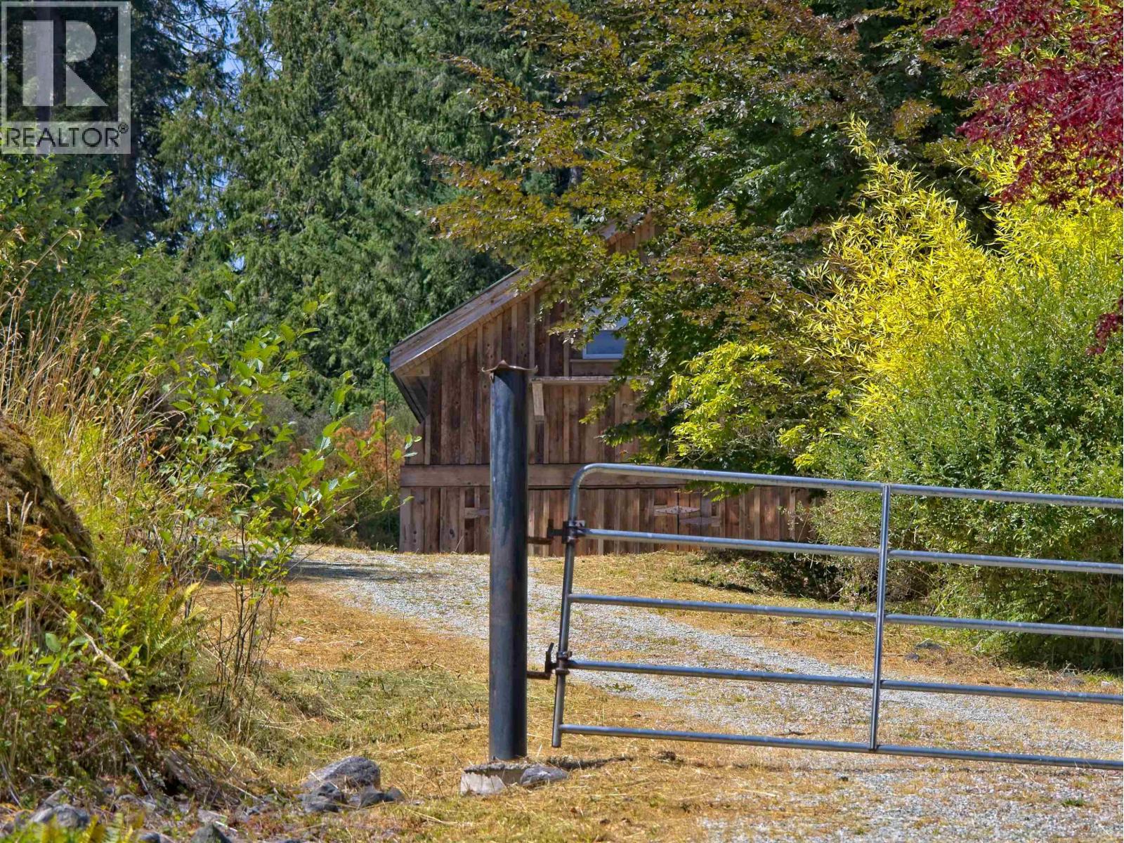 672 ISABELLA POINT ROAD, Salt Spring Island