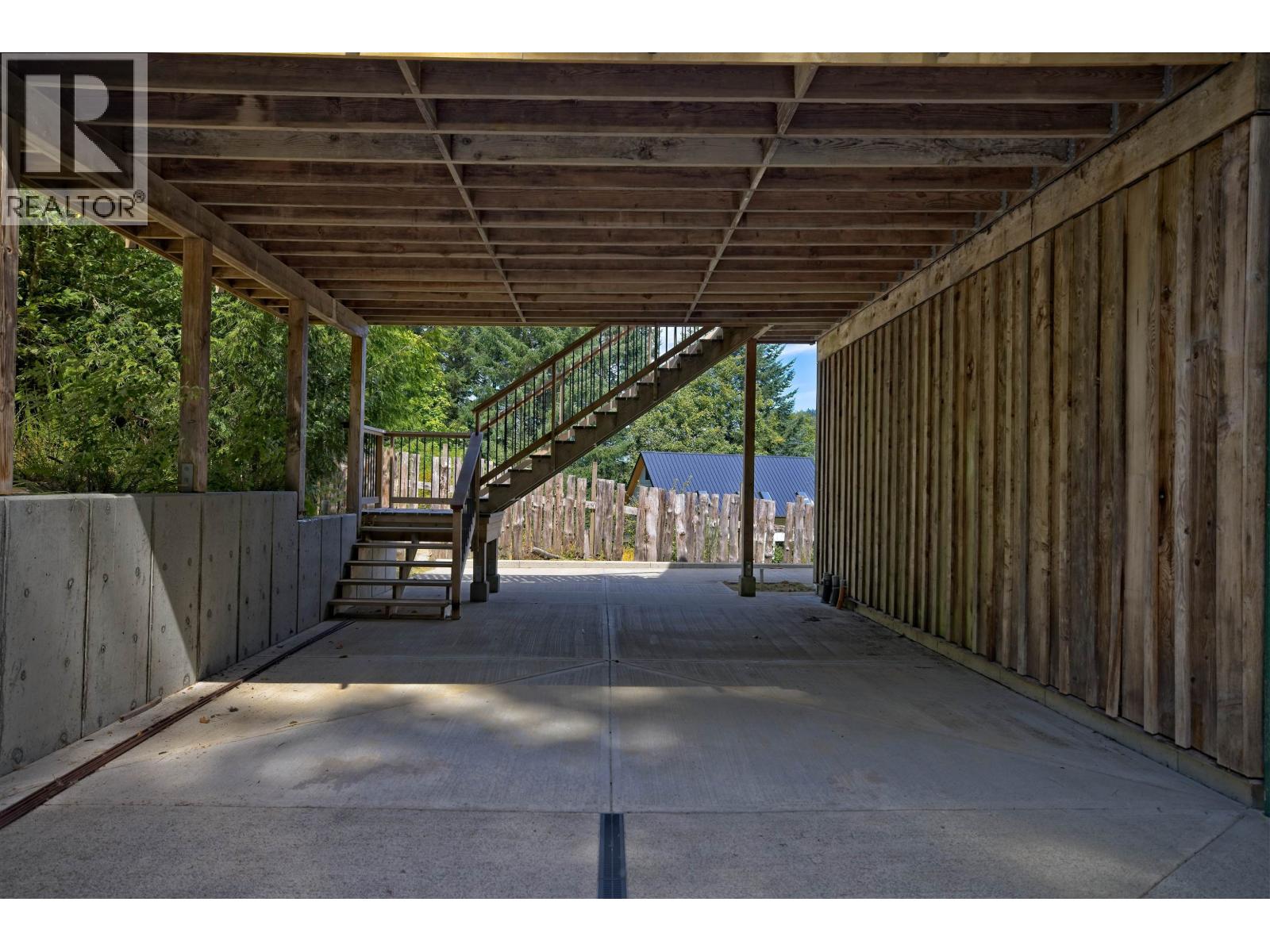 672 ISABELLA POINT ROAD, Salt Spring Island