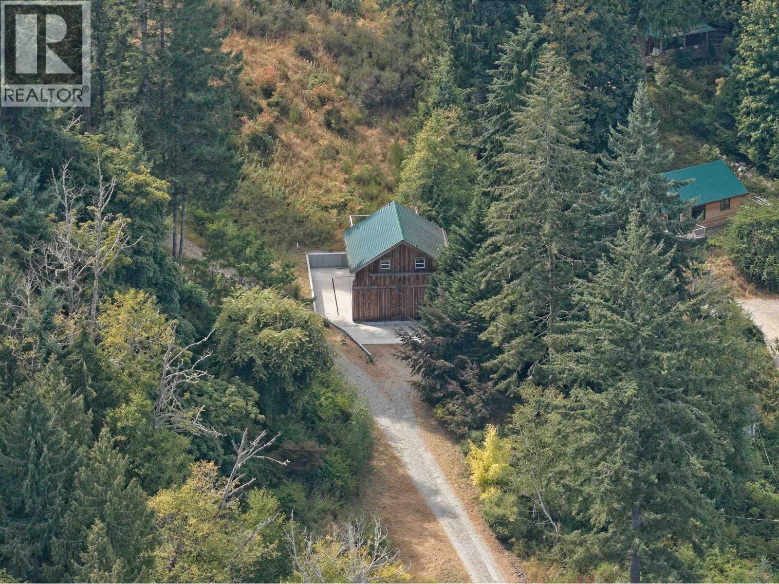 672 ISABELLA POINT ROAD, Salt Spring Island