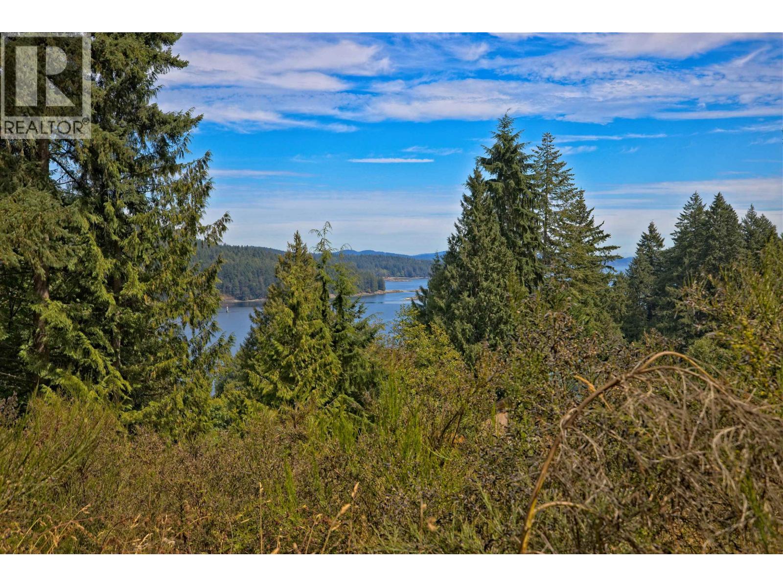 672 ISABELLA POINT ROAD, Salt Spring Island