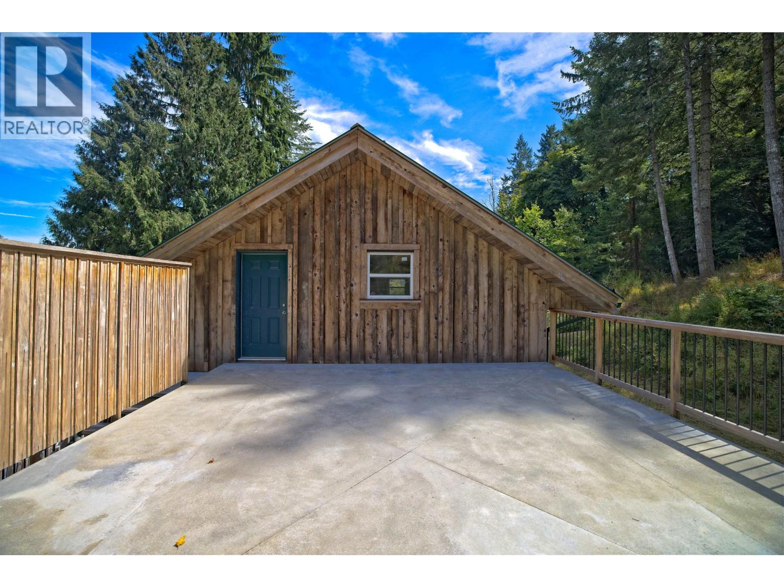 672 ISABELLA POINT ROAD, Salt Spring Island