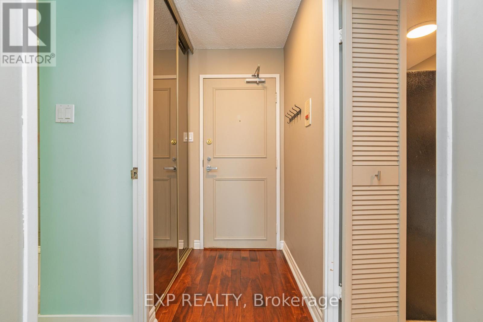 Photo 15 of 809 1785 Frobisher Lane, Ottawa ON