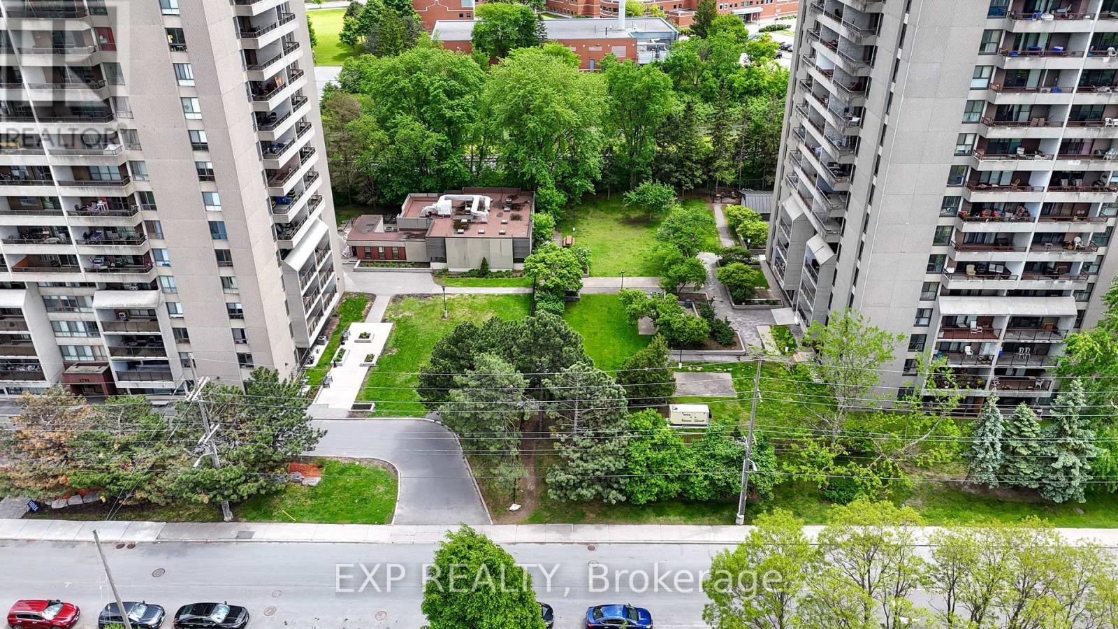Photo 18 of 809 1785 Frobisher Lane, Ottawa ON