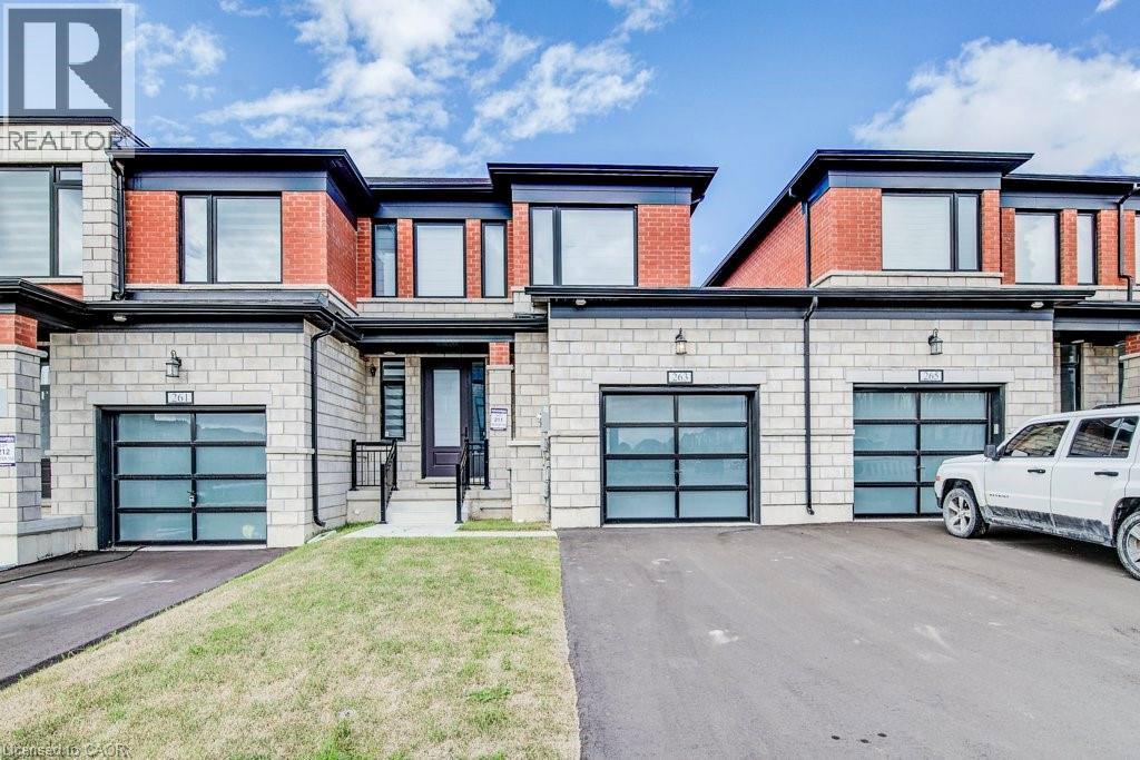 Photo 2 of 263 Harwood Avenue, Woodstock ON