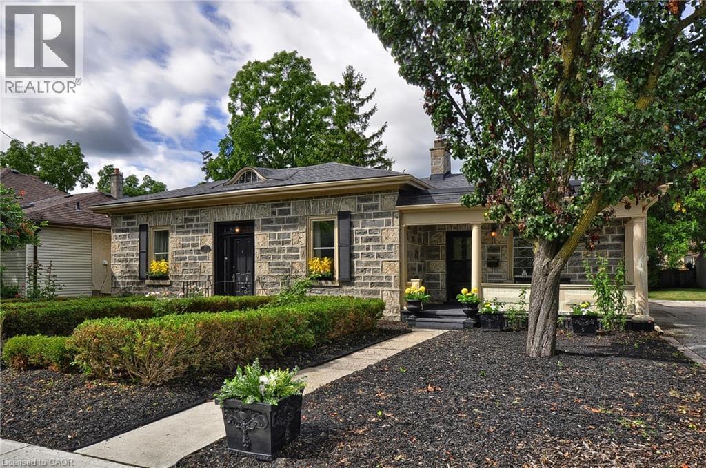 Photo 1 of 110 Grand Avenue S, Cambridge ON