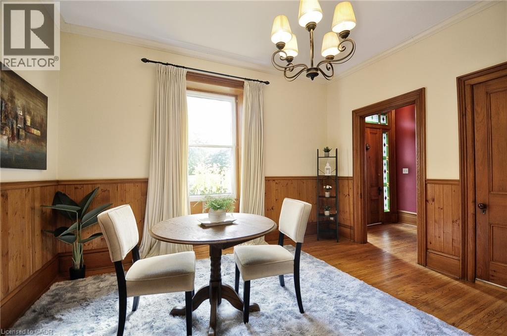 Photo 11 of 110 Grand Avenue S, Cambridge ON