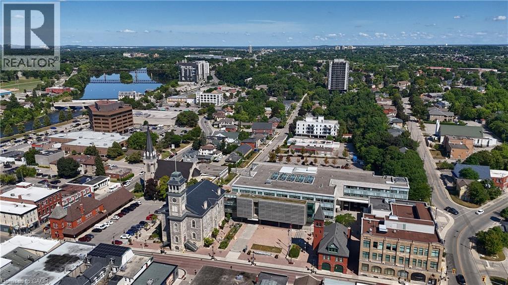 Photo 44 of 110 Grand Avenue S, Cambridge ON
