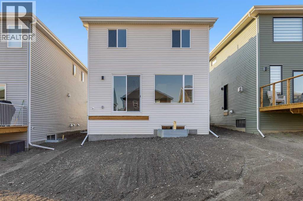 Photo 25 of 167 Heritage Court, Cochrane AB