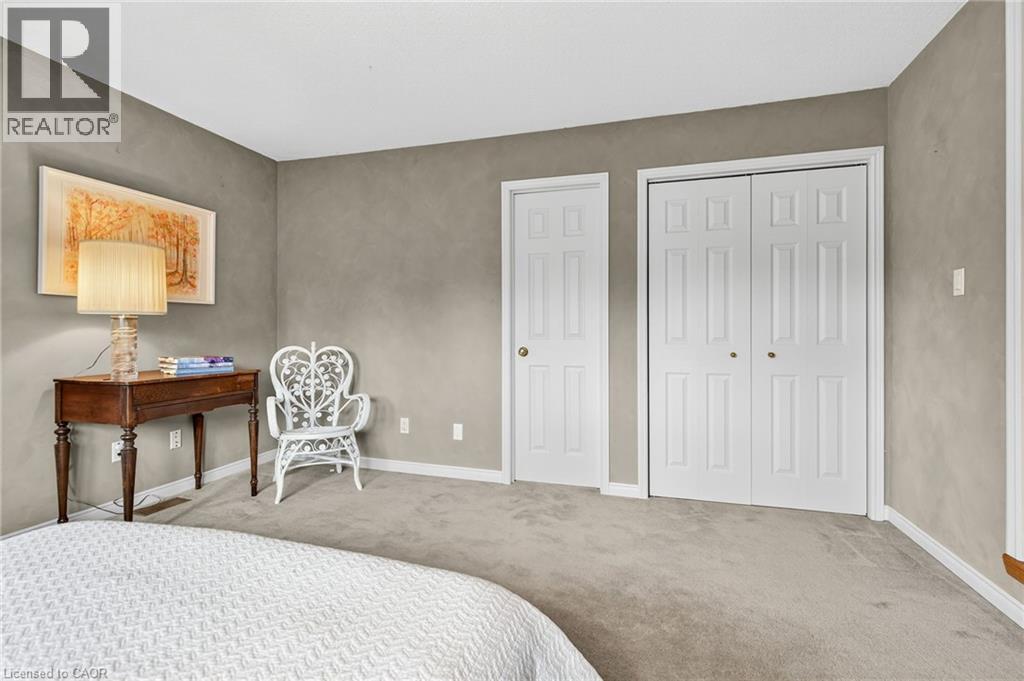 Photo 6 of 22 Weneil Drive, Freelton ON