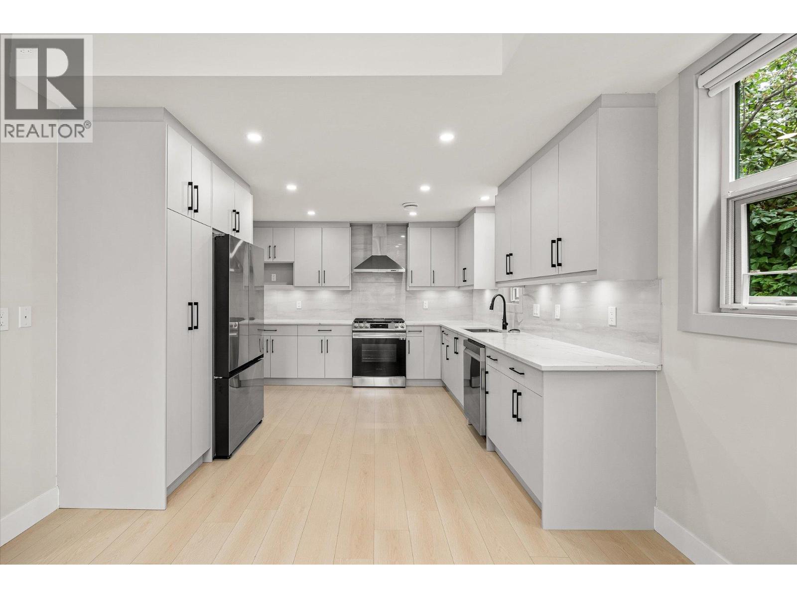  2165 Woodlawn Street, Kelowna
