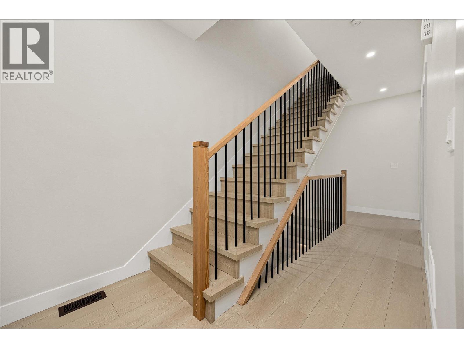  2165 Woodlawn Street, Kelowna