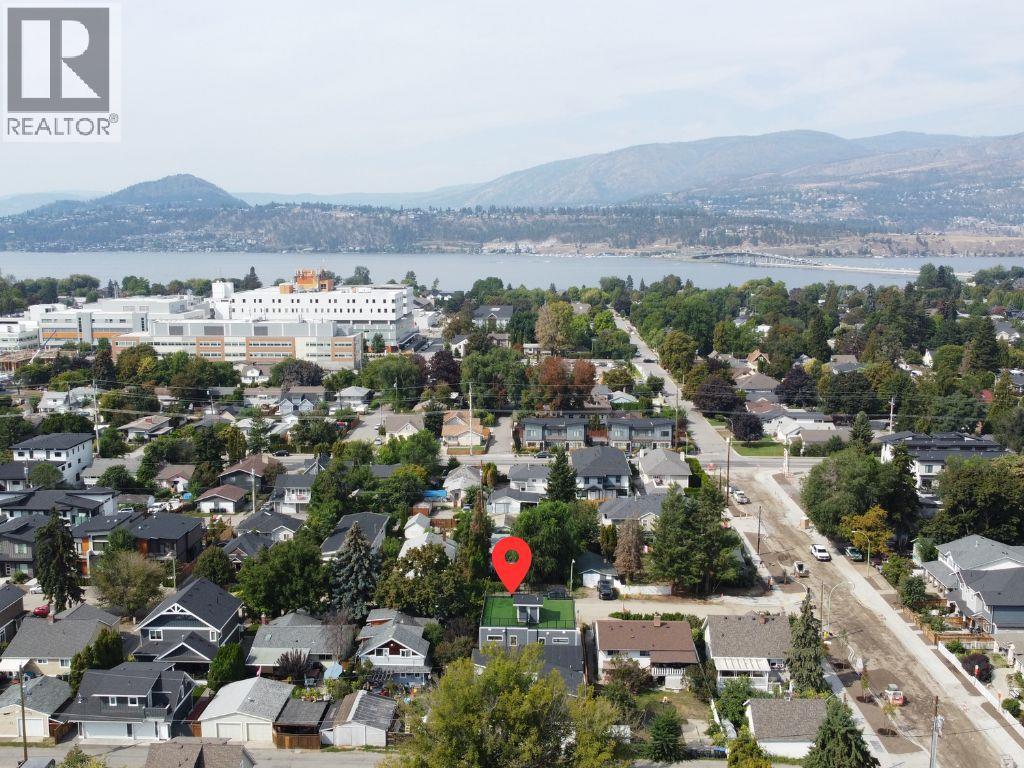  2165 Woodlawn Street, Kelowna