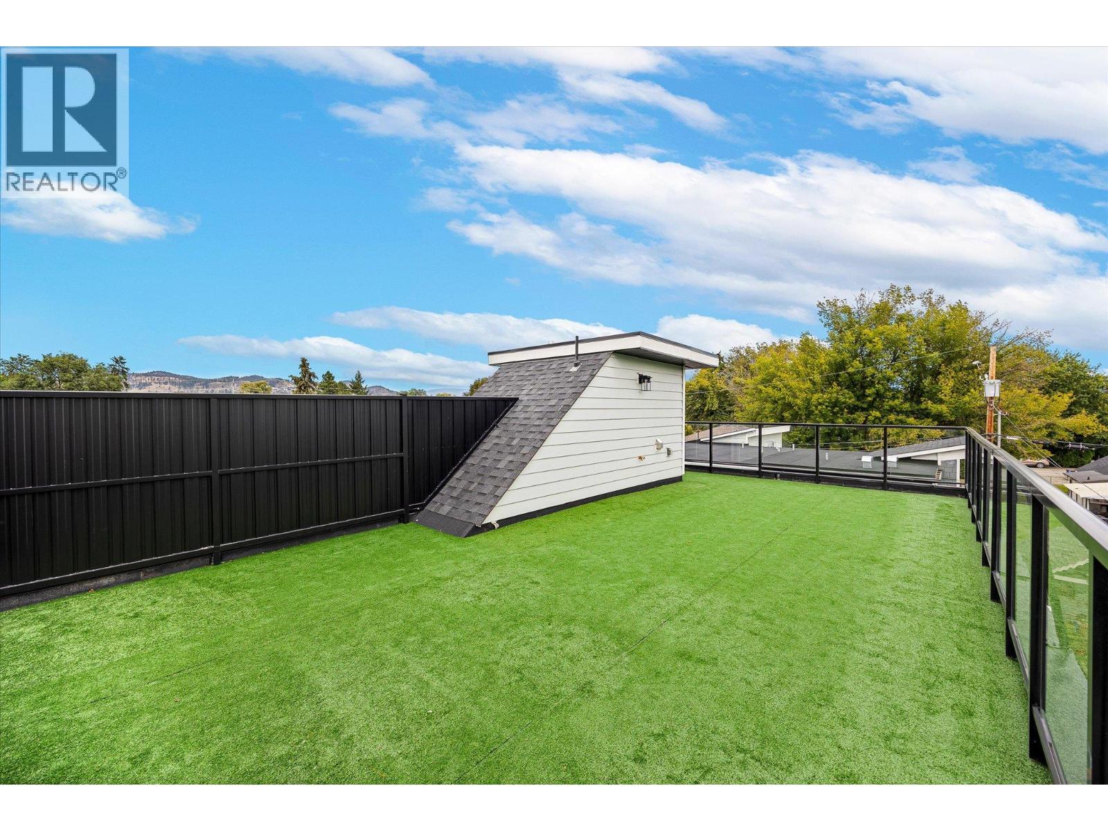  2165 Woodlawn Street, Kelowna