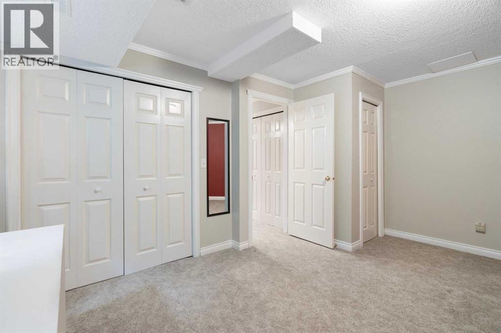 Photo 33 of 1726 Broadview Road Nw, Calgary AB