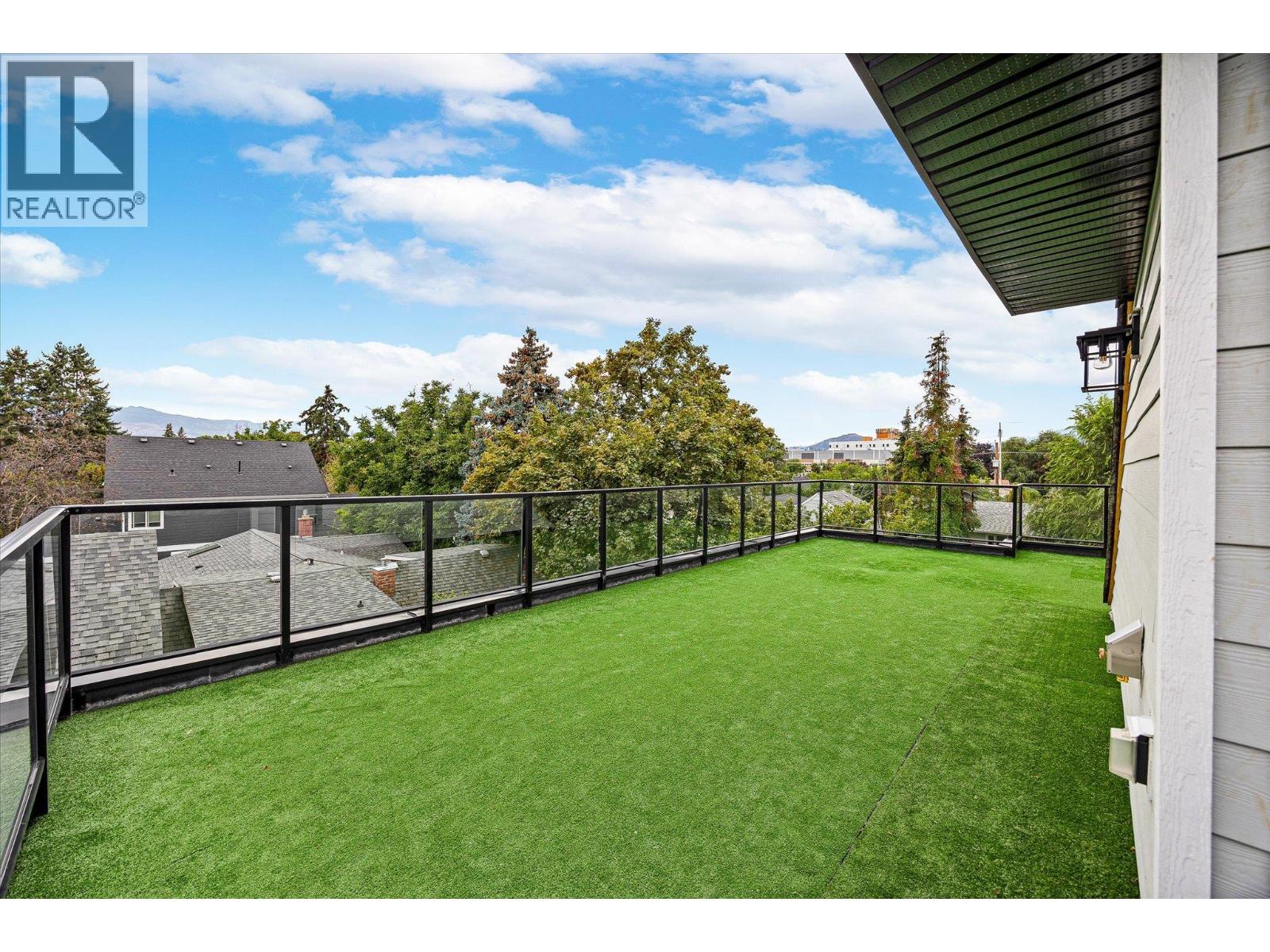 2165 Woodlawn Street, Kelowna