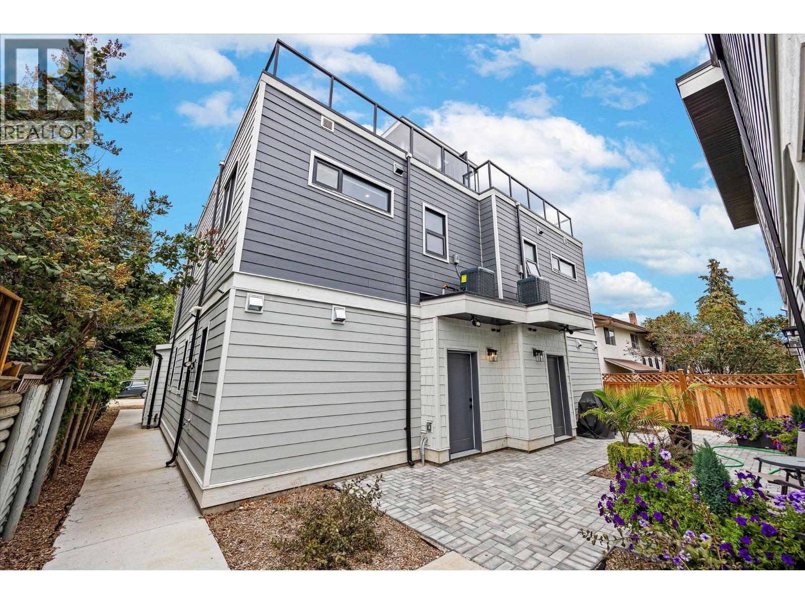  2165 Woodlawn Street, Kelowna