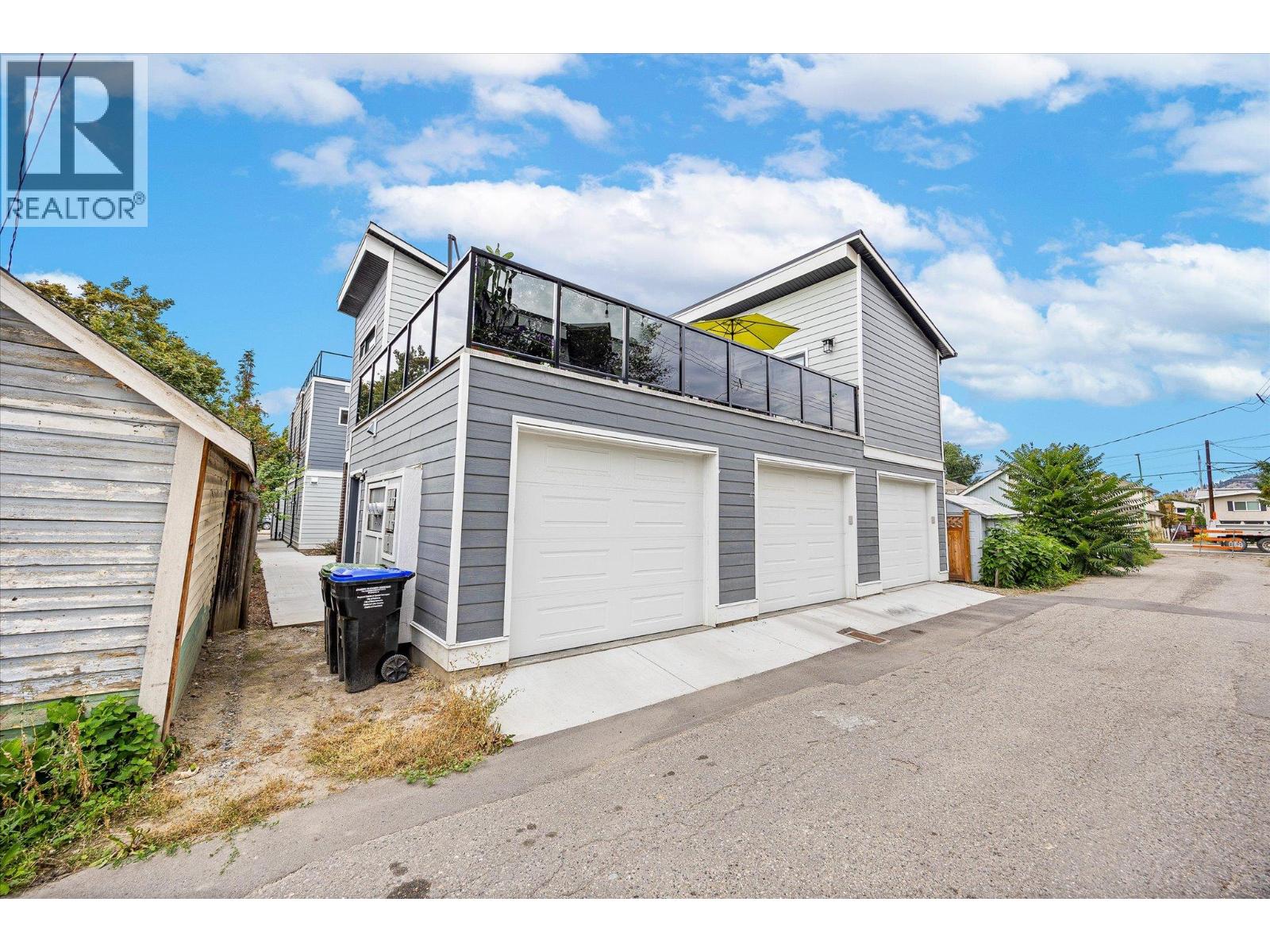  2165 Woodlawn Street, Kelowna