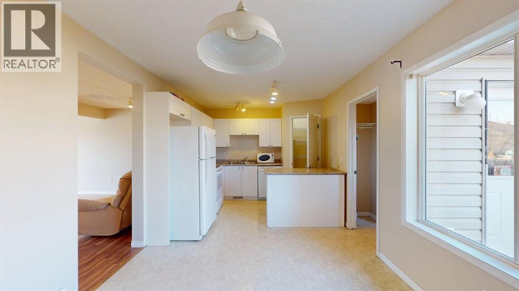 Photo 9 of 117 Kodiak Crescent, Fort Mcmurray AB