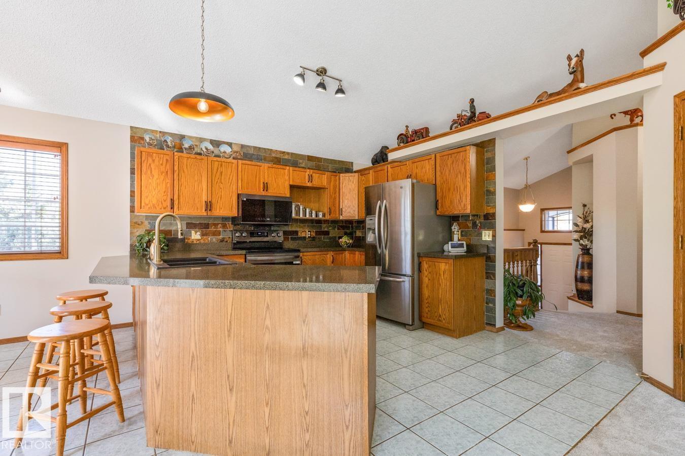 Photo 25 of 11735 10 Av Nw Nw, Edmonton AB