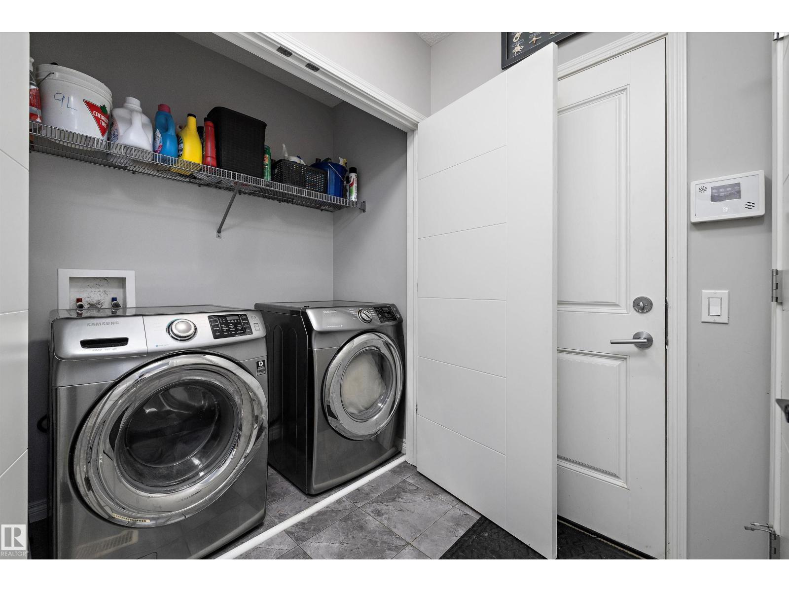 Photo 19 of 17312 126 St Nw, Edmonton AB