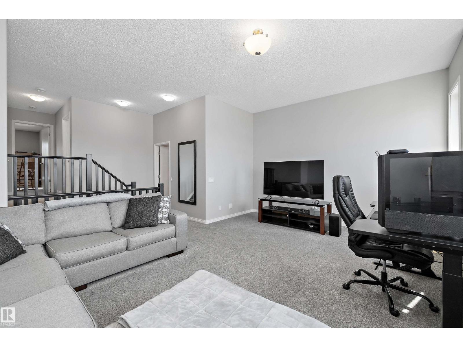 Photo 22 of 17312 126 St Nw, Edmonton AB