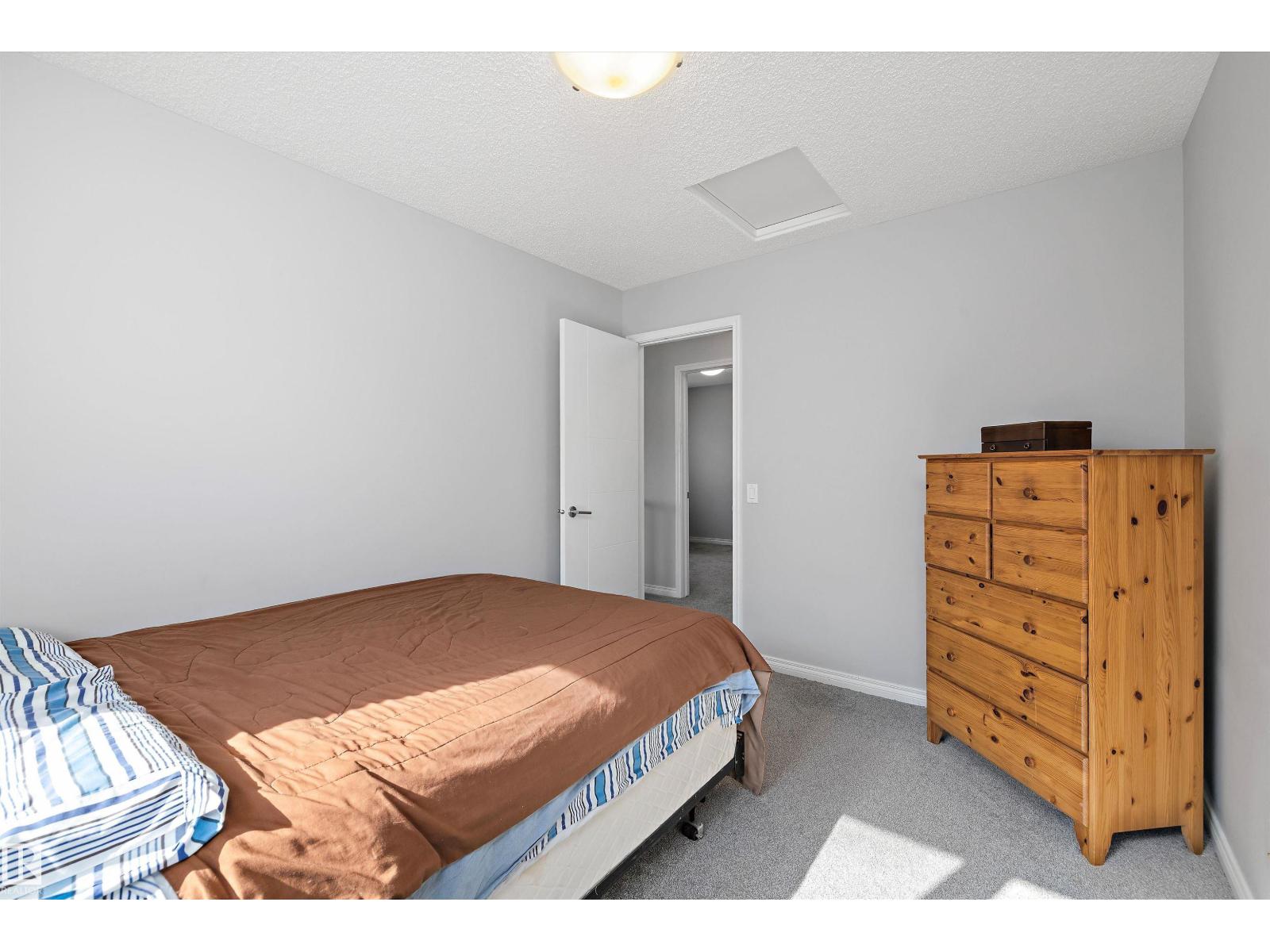 Photo 32 of 17312 126 St Nw, Edmonton AB