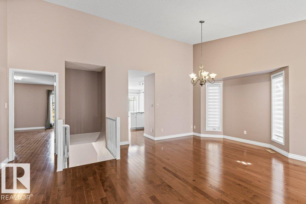 Photo 7 of 6 920 119 St Nw, Edmonton AB