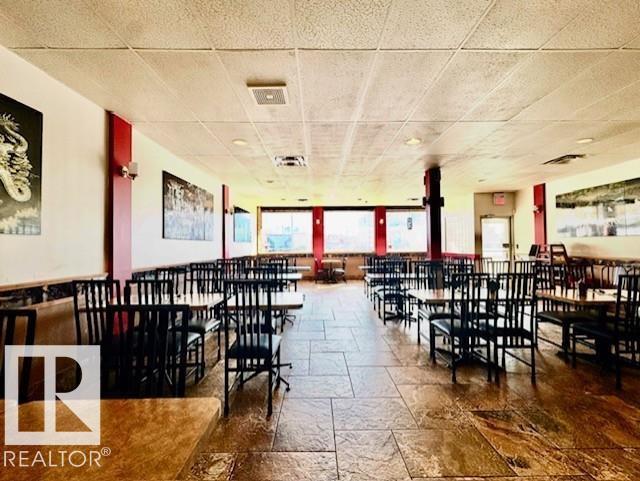 Photo 16 of 10660 98 St Nw, Edmonton AB