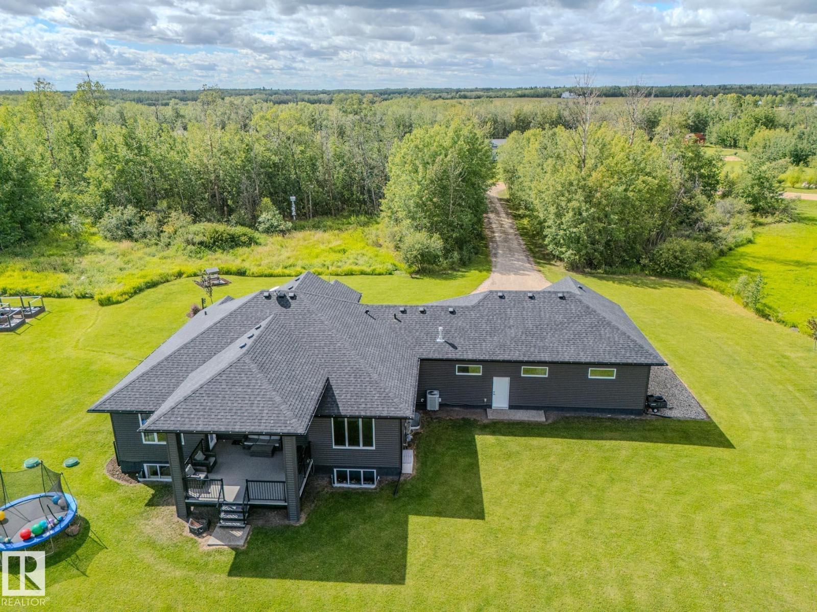 Photo 10 of 110 21539 Twp Road 503 Ne, Rural Leduc County AB