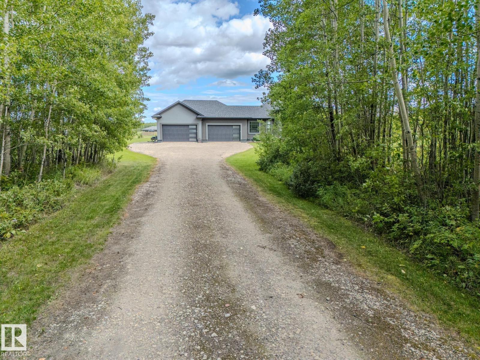 Photo 2 of 110 21539 Twp Road 503 Ne, Rural Leduc County AB