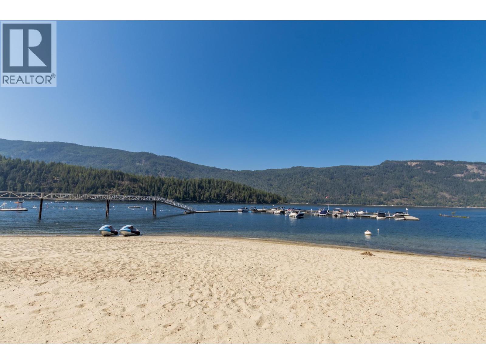 Photo 4 of 9032 Swanson Road Unit 2, Swansea Point BC