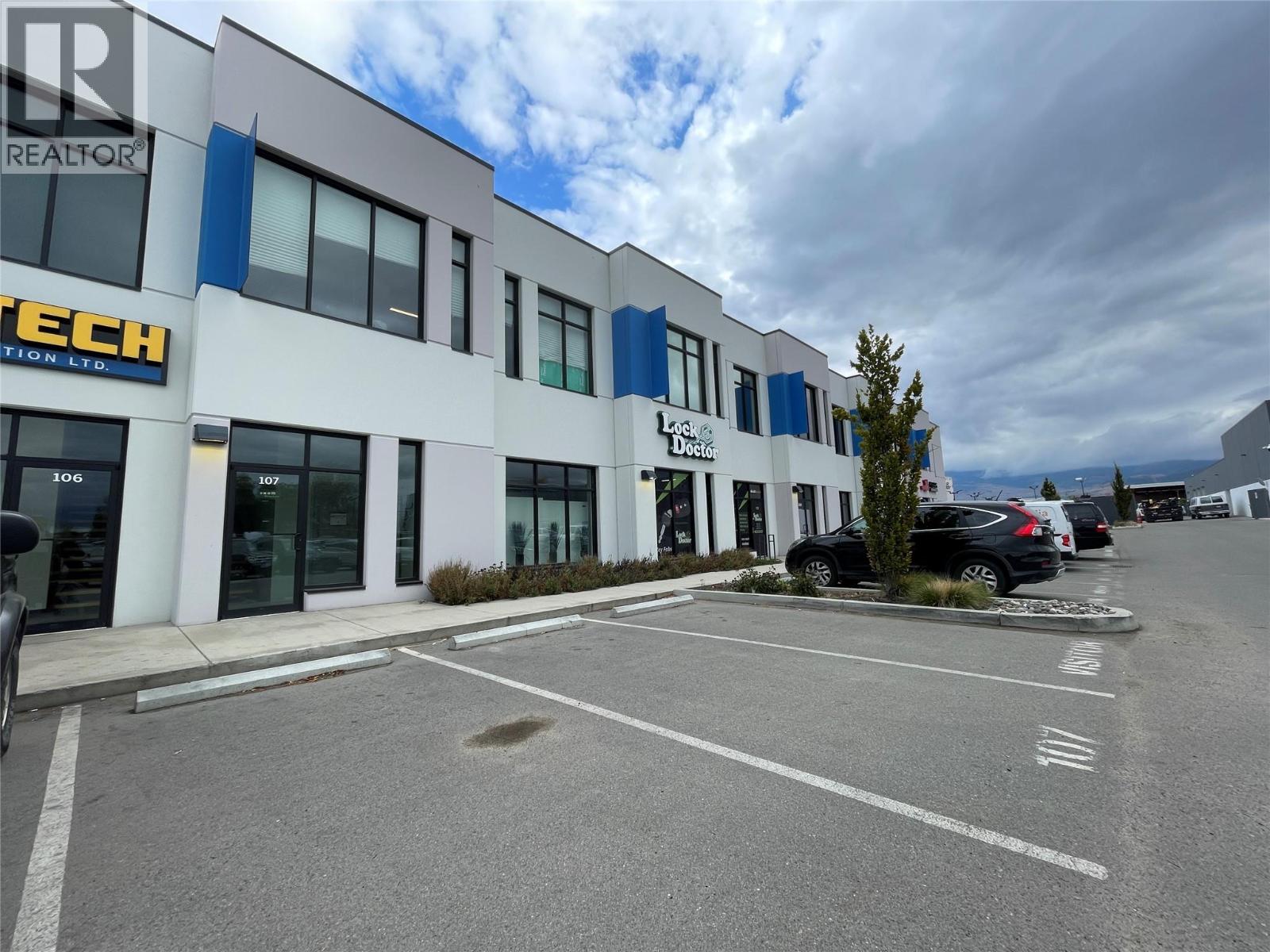 108 1645 Dilworth Drive, Kelowna