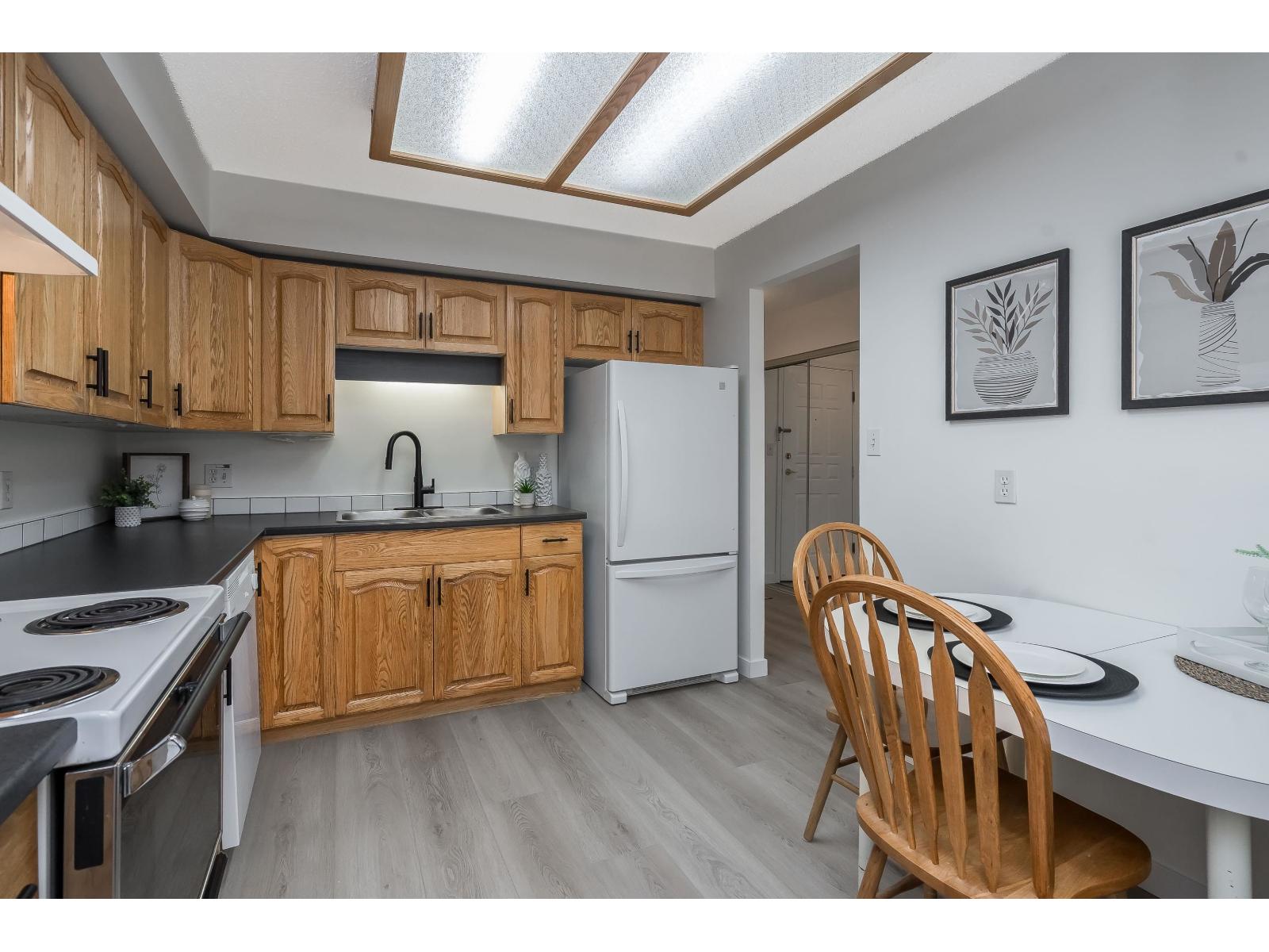 Photo 29 of 302 3150 Gladwin Road, Abbotsford BC