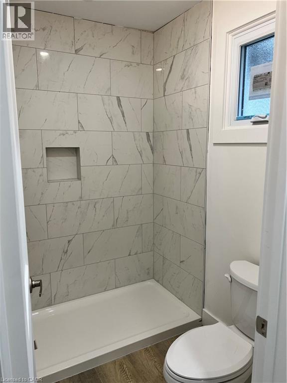 Photo 8 of 10 Jamie Ann Street Unit 2, Hamilton ON